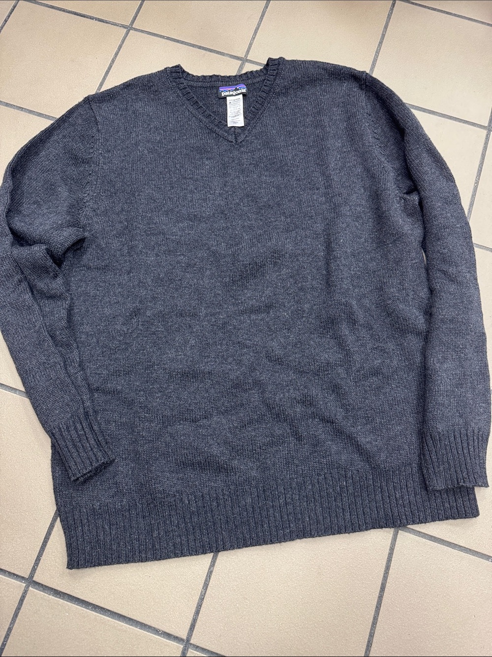 Patagonia Men's Dark Charcoal V-Neck Sweater